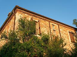 Adorable Farmhouse in Asciano