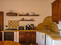 Adorable Farmhouse in Asciano