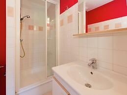 Cottage in Ferrieres With Sauna & Garden
