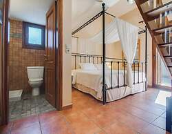 Villa in Crete With Private Pool & Views