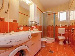Authentic Apartment in Dramalj Croatia