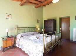 Charming Tuscan Stay With Pool