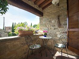 Tuscan Terrace Escape