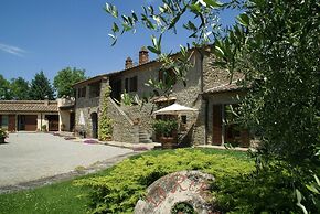 Tuscan Terrace Escape
