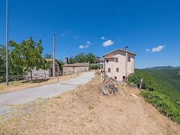 Holiday Home in Sellano With Pool & Views