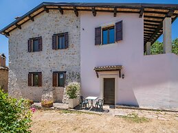 Holiday Home in Sellano With Pool & Views