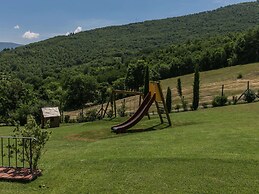 Scenic Stay in Poppi With Pool