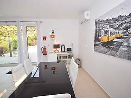 Family Villa With Pool and Barbecue