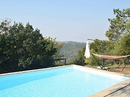 Family Villa With Pool and Barbecue