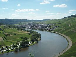 Romantischer Aufenthalt mit Blick auf den Weinberg