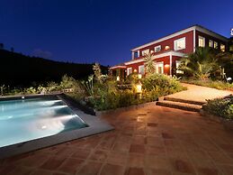 Luxurious Villa in Monchique With Private Pool