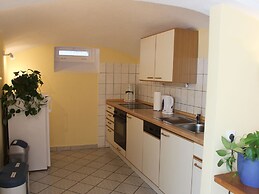 Wohnung in Weibig mit Garten