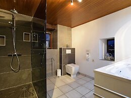 Cozy Nimbermont Home