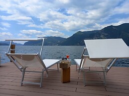 Apartment by Lake Iseo With Stunning Views