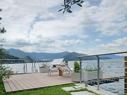 Apartment by Lake Iseo With Stunning Views