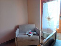 Apartment by Lake Iseo With Stunning Views