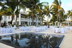 Alaia Belize, Autograph Collection