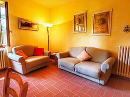 Farmhouse in Loro Ciuffenna With Pool