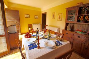 Apartment in Marche With Pool & Terrace