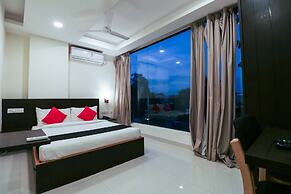 Capital O 67657 Schmear Suites
