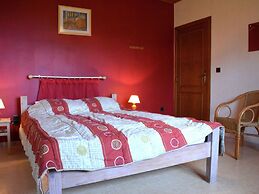 Spacious Wellness Stay, Soy