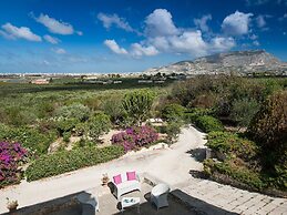 Villa in Paceco Near Marsala Beaches