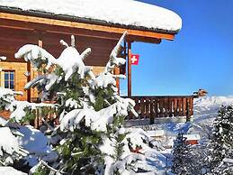 Chalet in Vex Near Ski Slopes