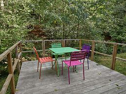 Jalhay Pondside Forest Home