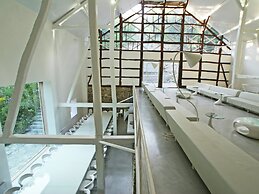 Grand Retreat in Redu