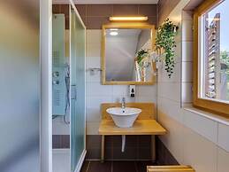 Holiday Home in Ogulin With Pool & Rafting