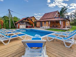 Holiday Home in Ogulin With Pool & Rafting
