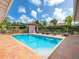 Villa With Poolside Terrace