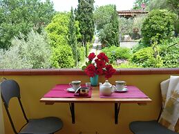 Tuscan Landscape Farmhouse