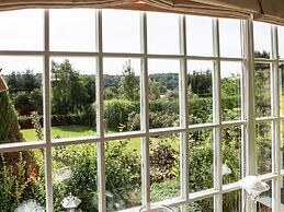 Durbuy Luxe Villa With Pool
