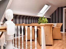Durbuy Luxe Villa With Pool