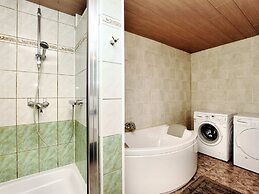 Durbuy Luxe Villa With Pool