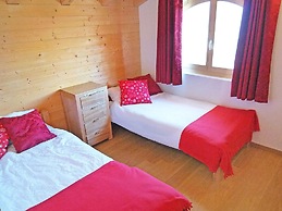 Chalet in Heremence With Stunning Alpine Views