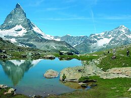 Chalet in Heremence With Stunning Alpine Views