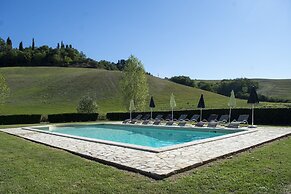 Villa in Tuscany Near Medieval Ghizzano