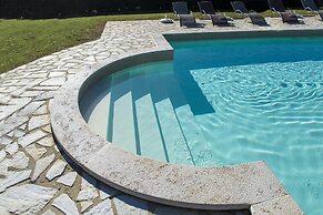 Villa in Tuscany Near Medieval Ghizzano