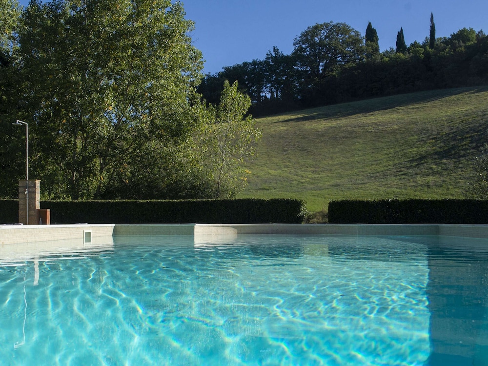 Villa in Tuscany Near Medieval Ghizzano