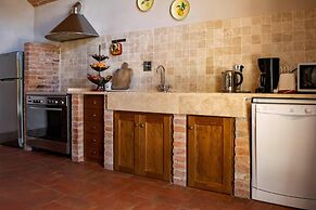 Villa in Tuscany Near Medieval Ghizzano