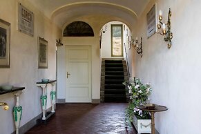 Villa in Tuscany Near Medieval Ghizzano