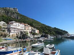 Bungalow in Maratea With Pool Near Beach