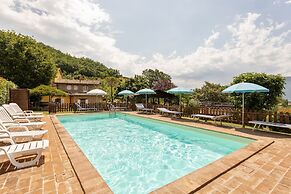 Holiday Home in Assisi With Pool & Nature
