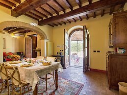 Villa in Cortona With Private Pool