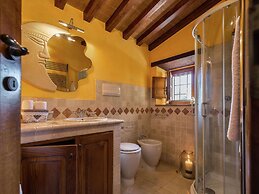 Villa in Cortona With Private Pool