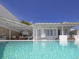 Villa in Mykonos With Sea View and Pool