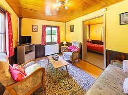 Charming Chalet in Vielsalm