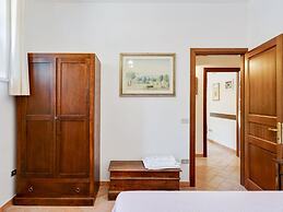 Apartment in Umbria Near Majestic Mountains